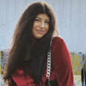 Meet your Posher, Danielle